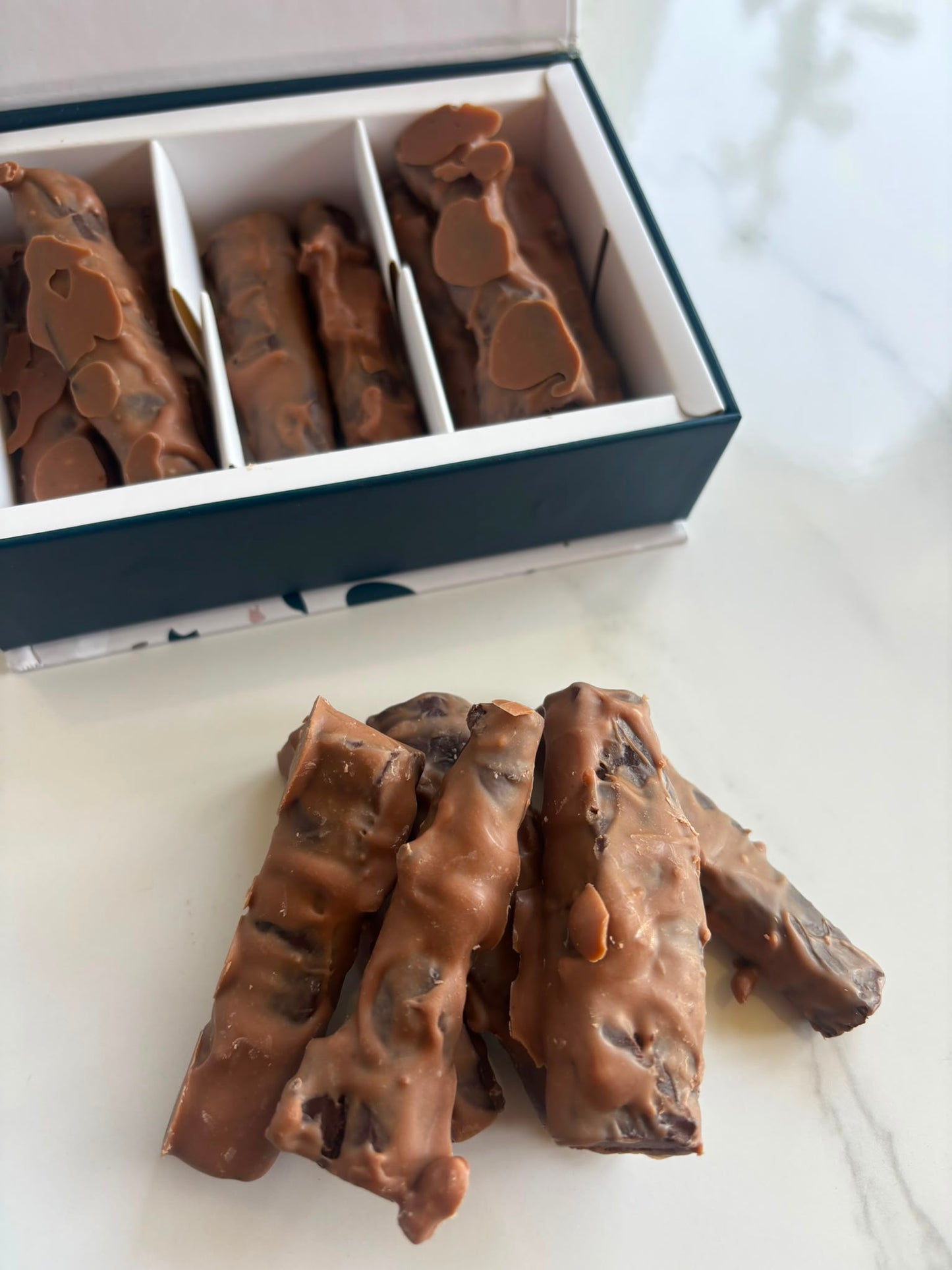 Coffee and Hazelnut Twiglets (150g/8-9pcs)